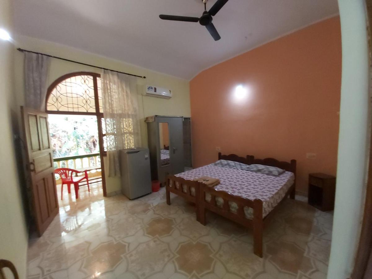 Joaquina'S Guest House Calangute Eksteriør billede